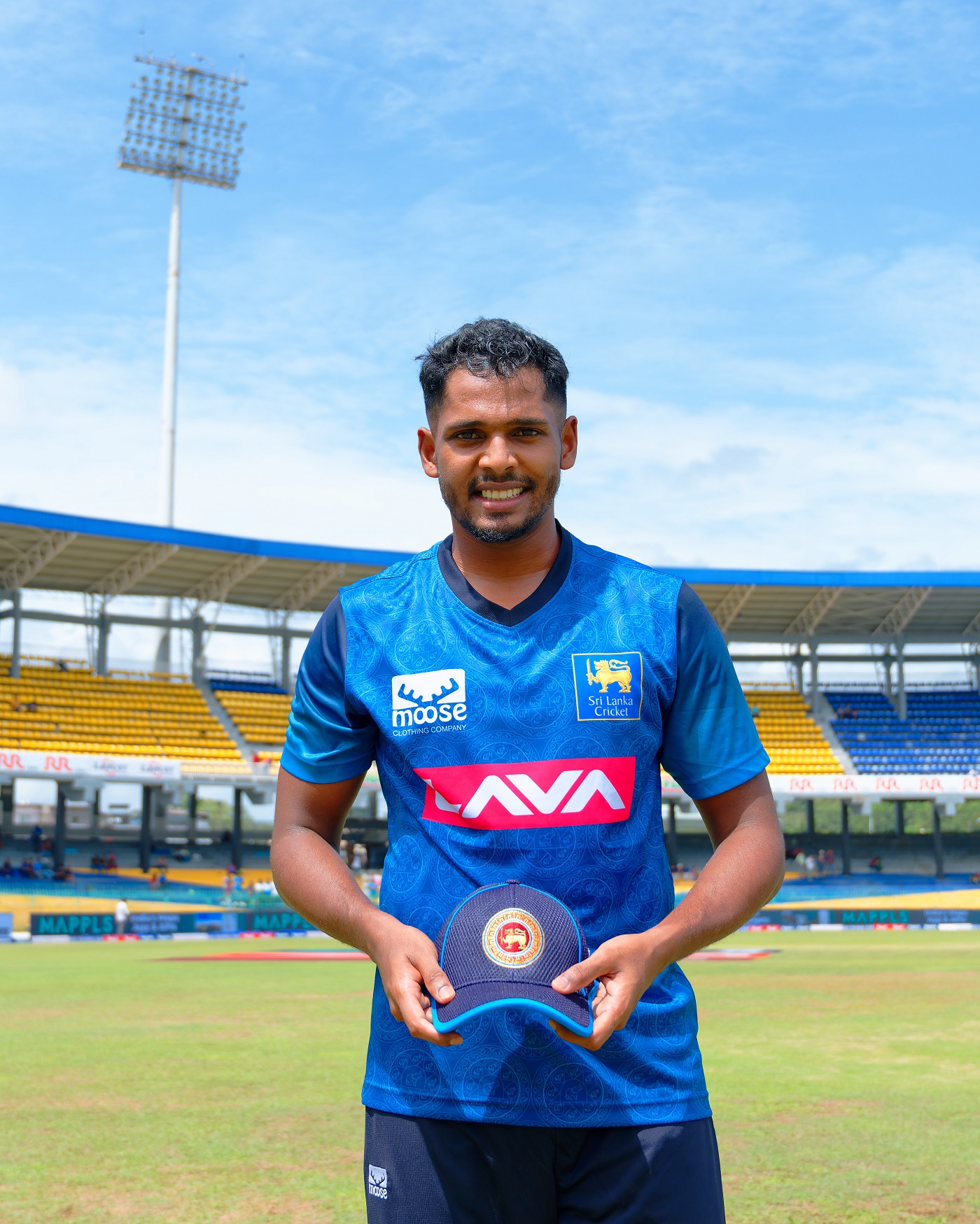 Debut for Shiraz as Sri Lanka bat; Rahul, Iyer return but Pant left out