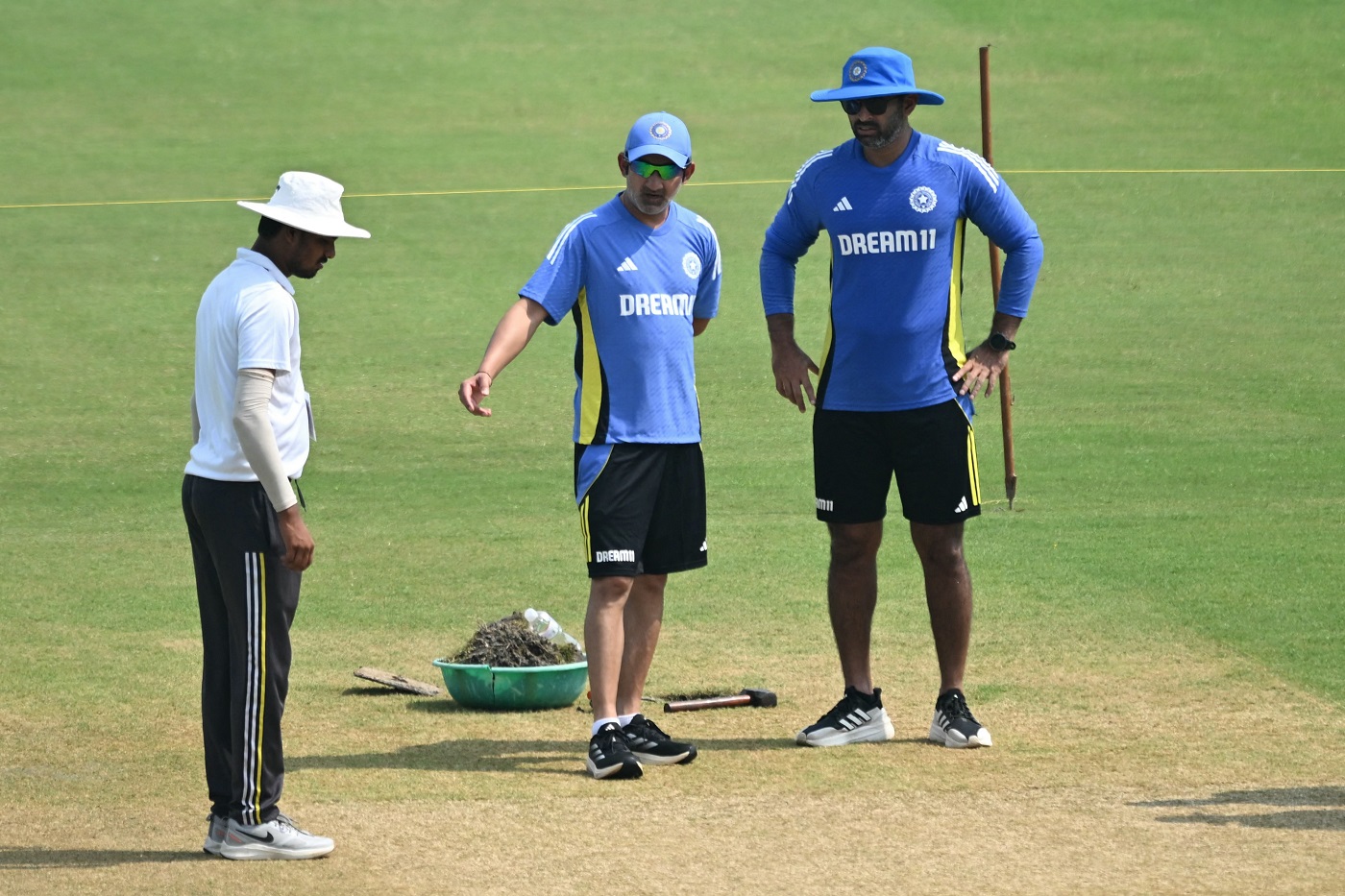 Which pitch? Teams still guessing on eve of the match