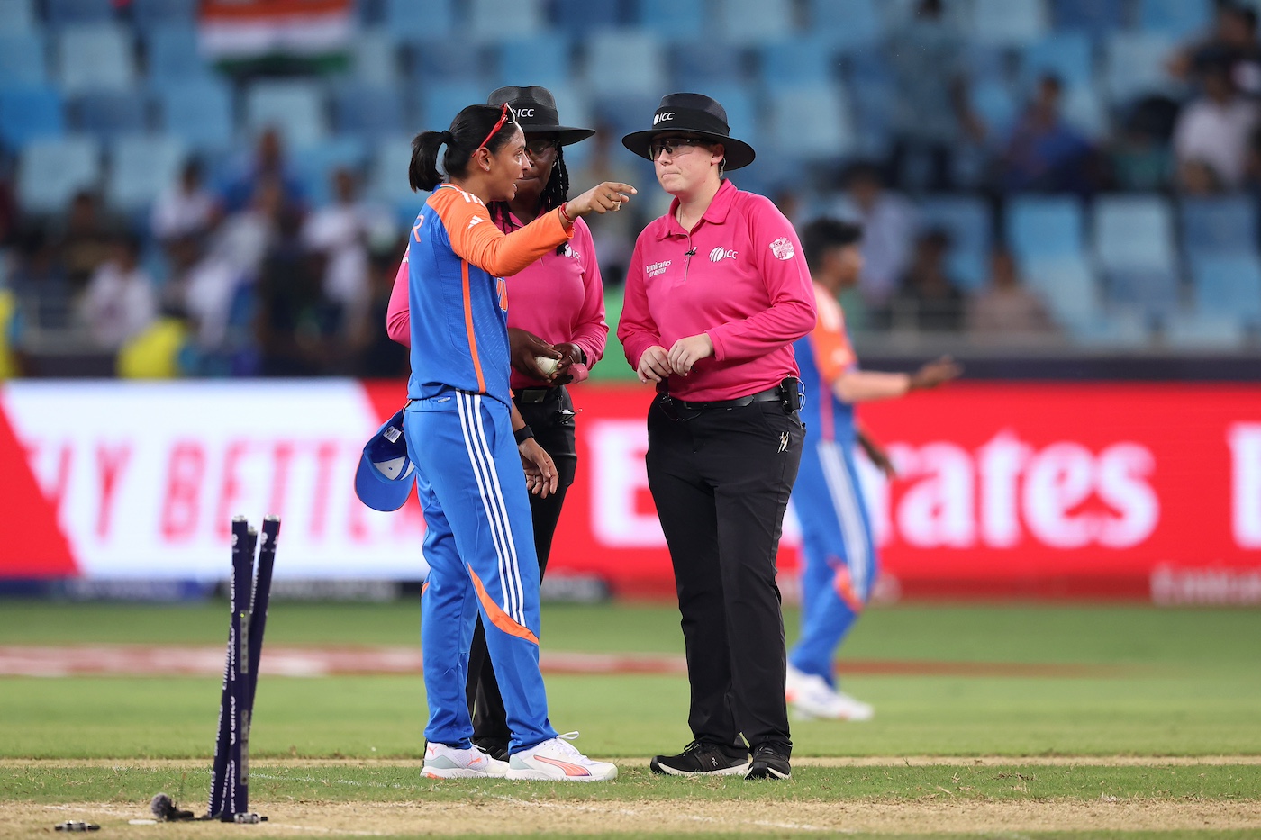 Harmanpreet & Co left fuming after Amelia Kerr run-out-that-wasn’t drama