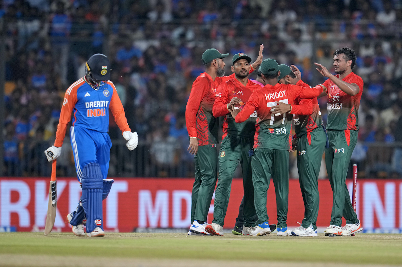 Bangladesh bowl in must-win game against unchanged India